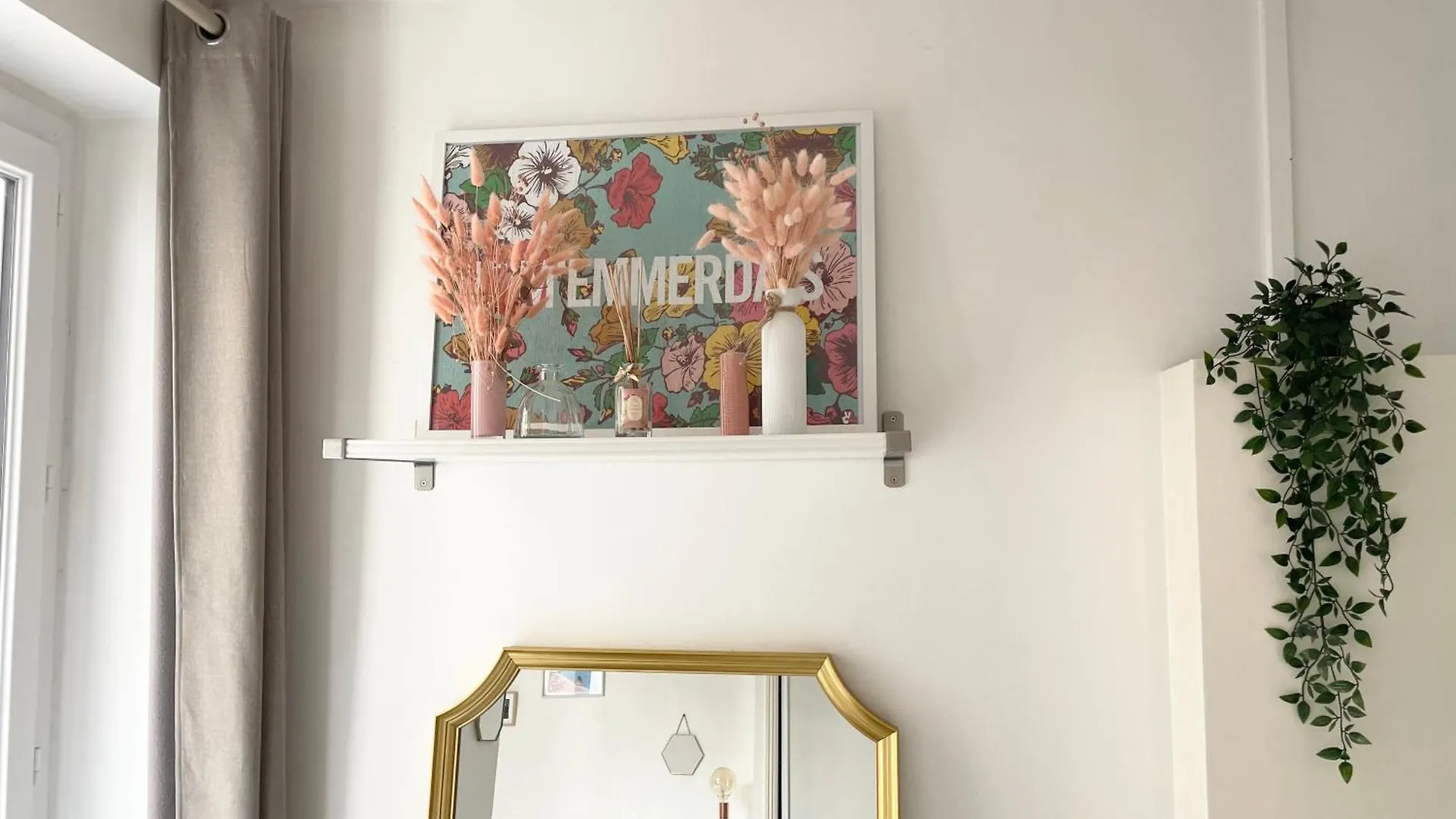 Cocon Montmartre - Netflix, Fibre & Conciergerie Apartment Paris