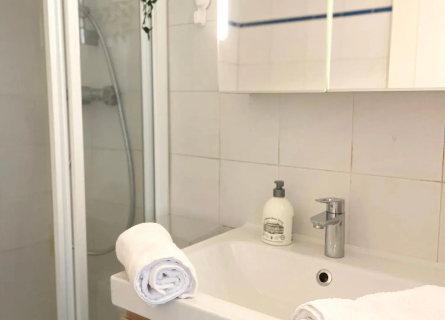 Cocon Montmartre - Netflix, Fibre & Conciergerie Lejlighed Paris 0*,